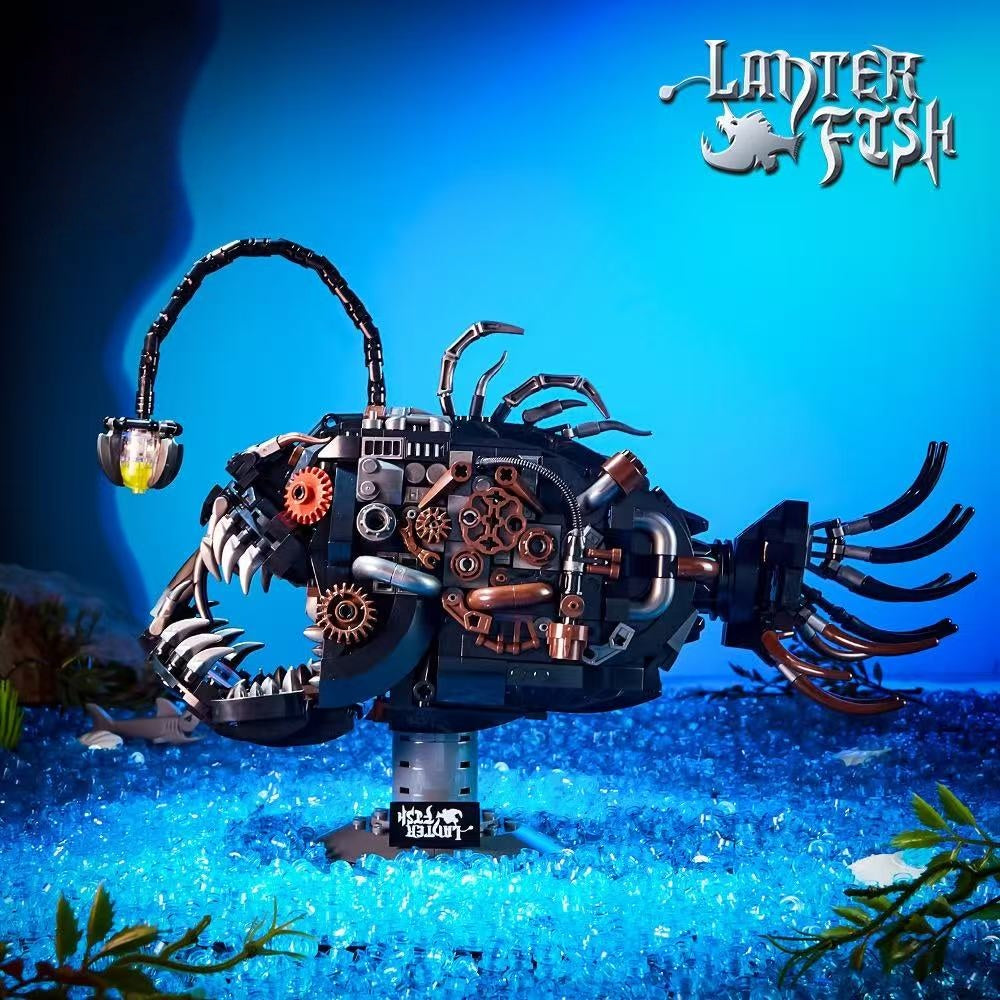 Construisez la Bête des Profondeurs — Kit de Construction Steampunk Poisson Lanterne Mécanique