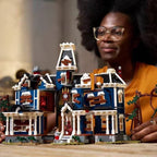 Ensemble de blocs de construction Stranger Things – Le Manoir Hanté – Maison modulaire multi-niveaux avec mini-figurines