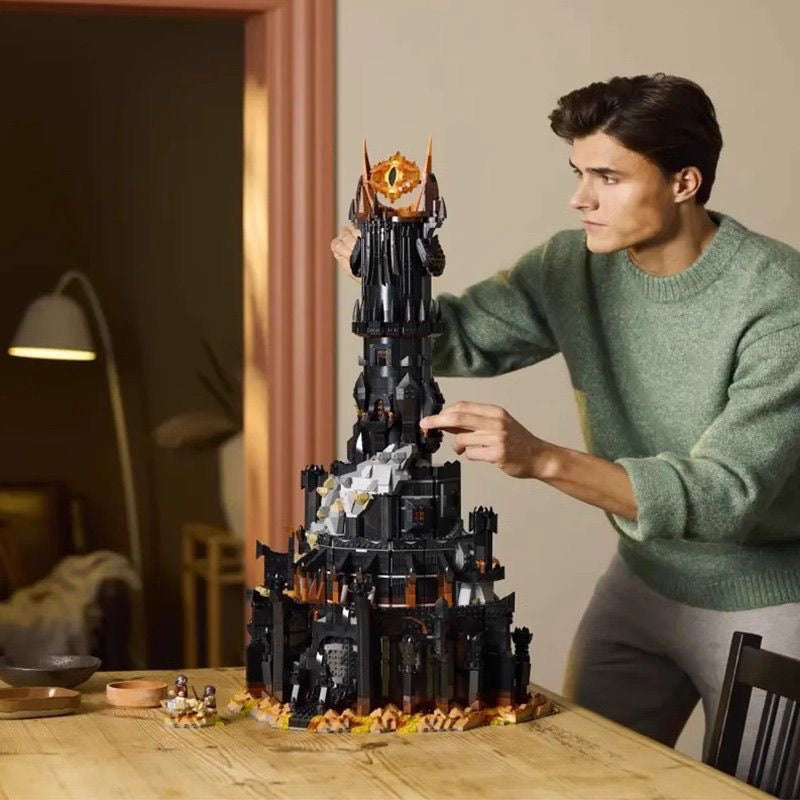 Lord of the Rings: Barad-dûr Dark Tower Building Block Set – 5471 Pcs | Light-Up Eye of Sauron | 5-Floor Interior