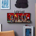 Batman: La Série Animée – Ensemble de Construction Skyline de Gotham City | Présentoir Mural de 76 cm | 4 Minifigurines