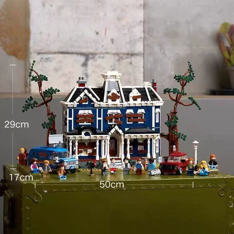 Ensemble de blocs de construction Stranger Things – Le Manoir Hanté – Maison modulaire multi-niveaux avec mini-figurines