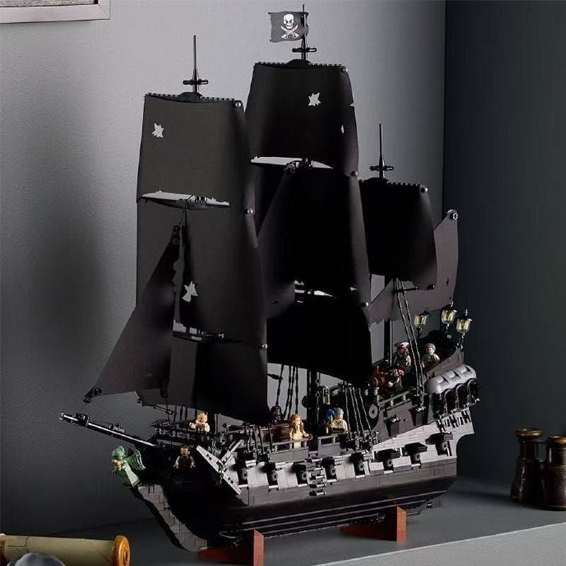 Black Pearl Pirate Ship Building Block Set – 2862 Pcs | Full Black Sails | Multiple Minifigures & Rowboat